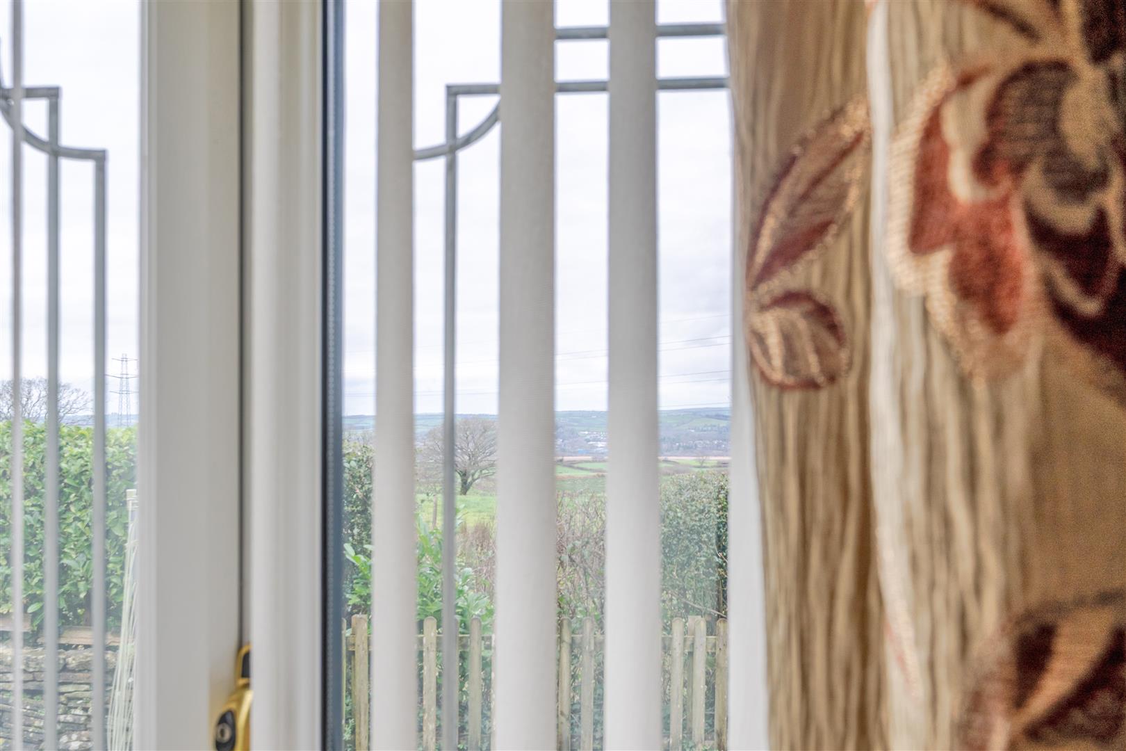 Pencefnarda Road, Gorseinon, Swansea, SA4 4FY